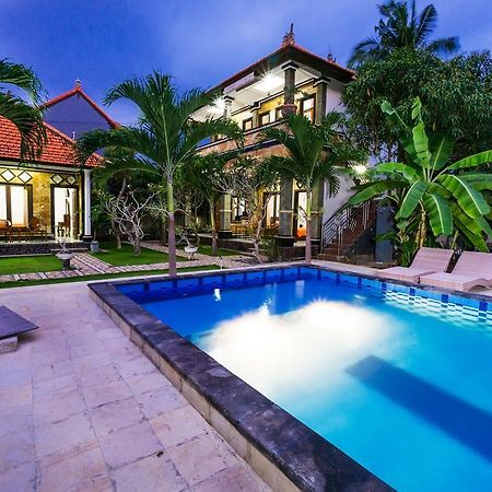 Arya Inn Enny Salon And Spa Lembongan Exteriör bild