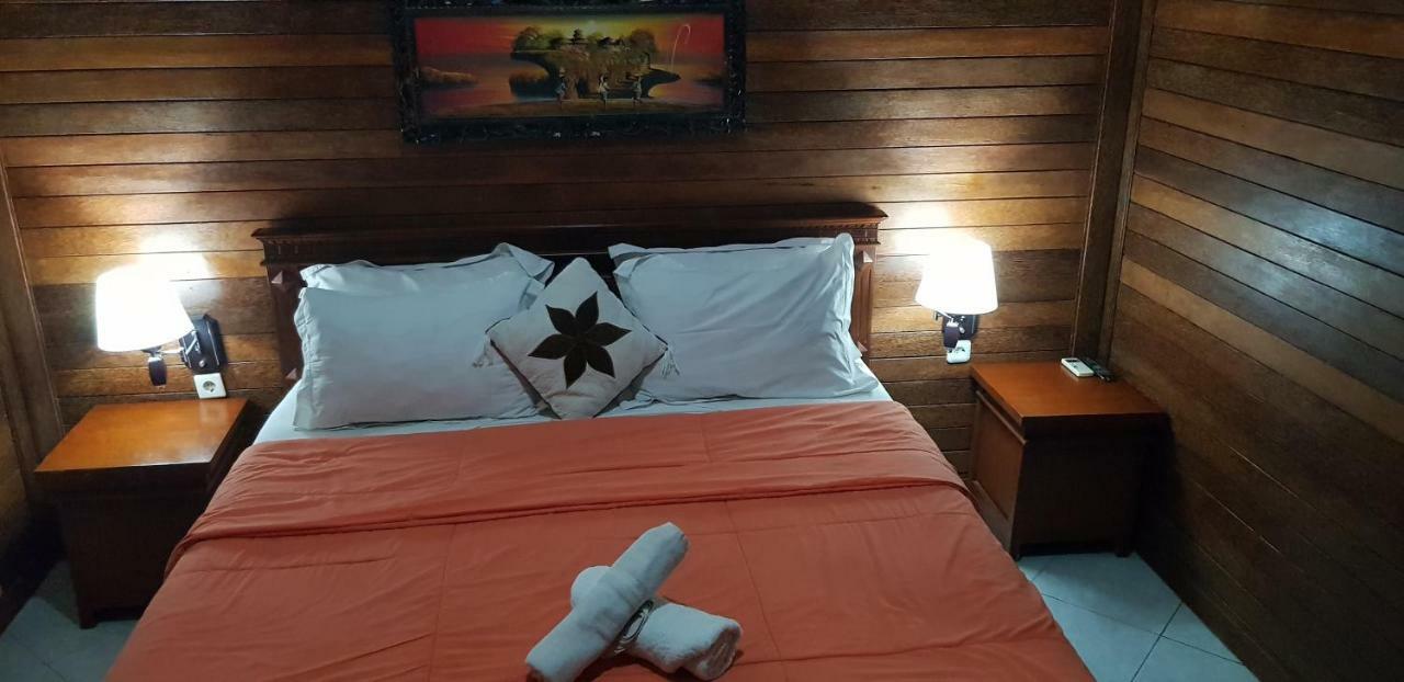 Arya Inn Enny Salon And Spa Lembongan Exteriör bild